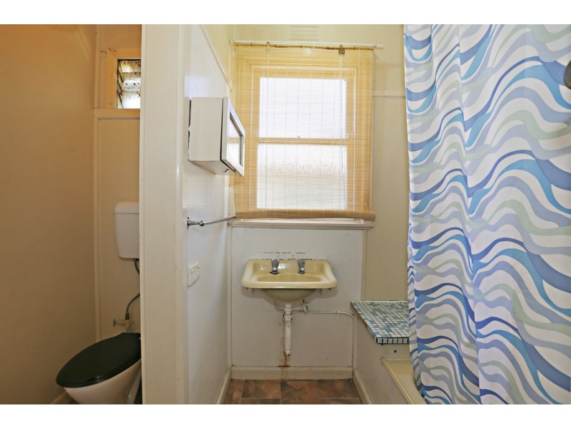 38 and 40 Plume Street, Norlane VIC 3214