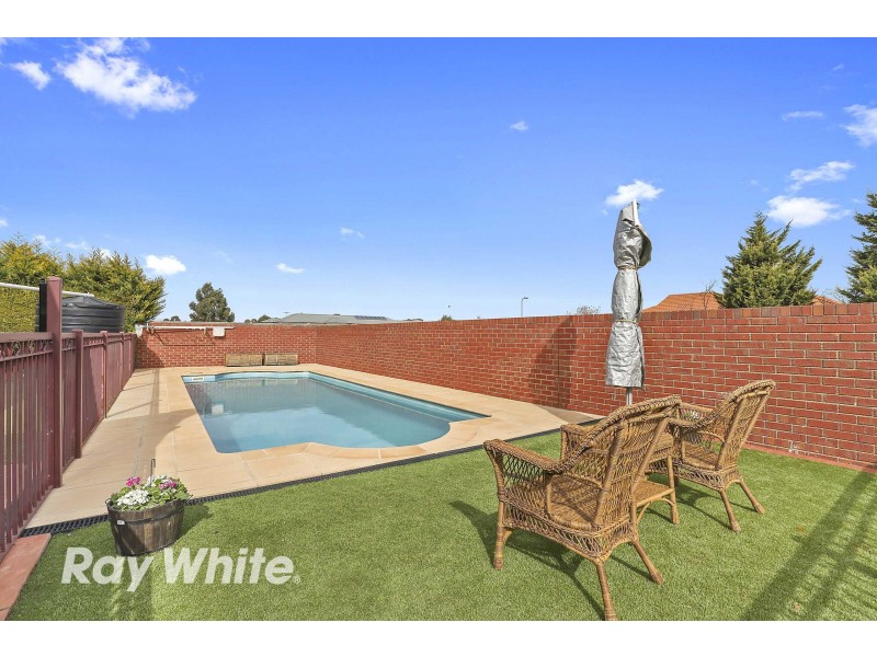 1-2 Starling Close, Lara VIC 3212