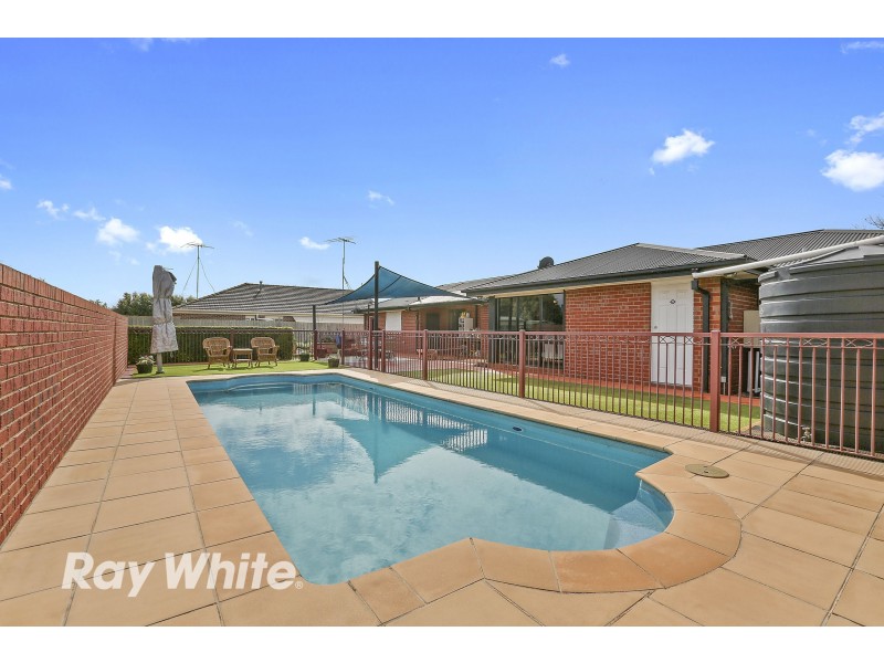 1-2 Starling Close, Lara VIC 3212