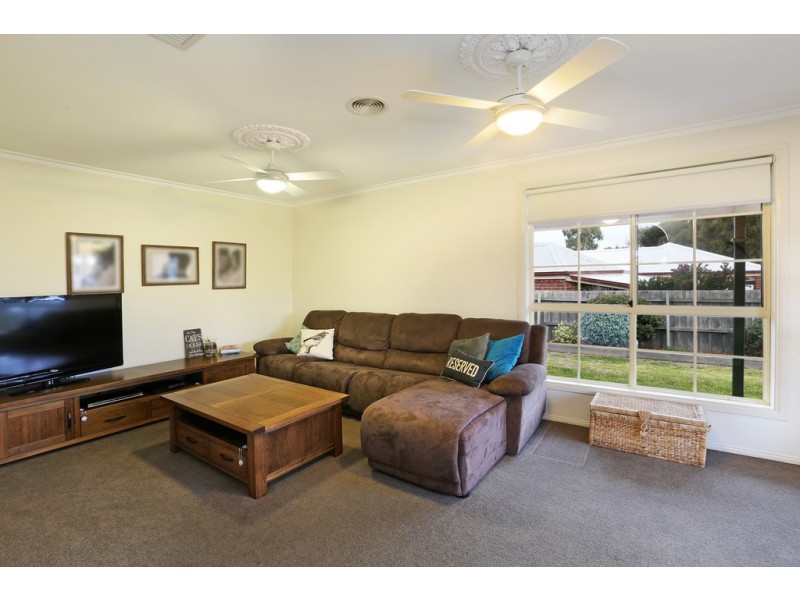 1 Veedale Court, Lara VIC 3212