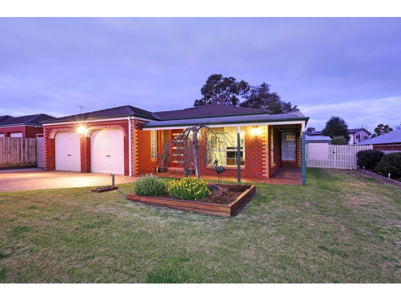 1 Veedale Court, Lara VIC 3212