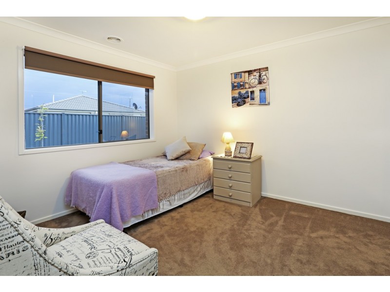 27 Barnong Way, Lara VIC 3212