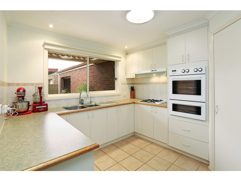 3 Marconi Place, Lara VIC 3212