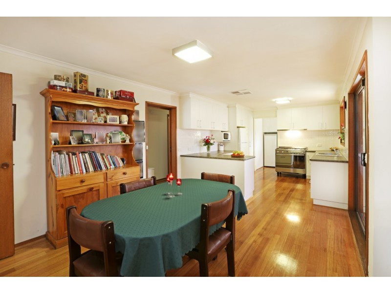 24 Talpa Crescent, Corio VIC 3214