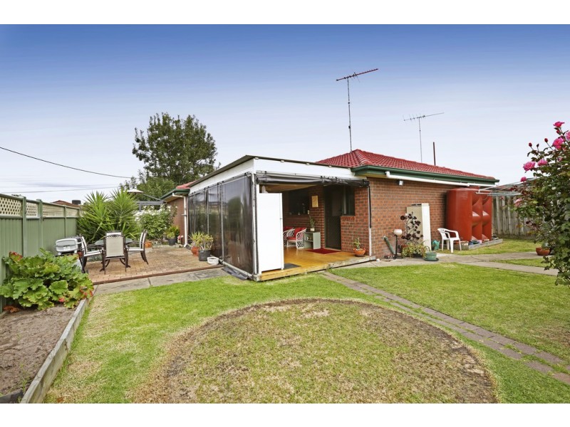 24 Talpa Crescent, Corio VIC 3214