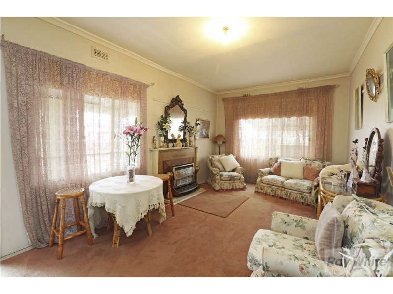 17 Brooks Street, Norlane VIC 3214