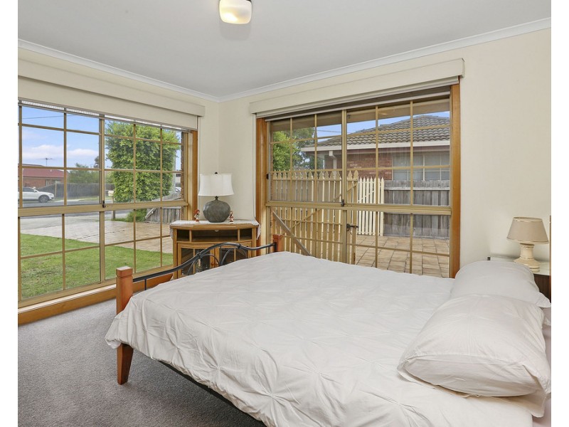 11 Leonora Court, Corio VIC 3214