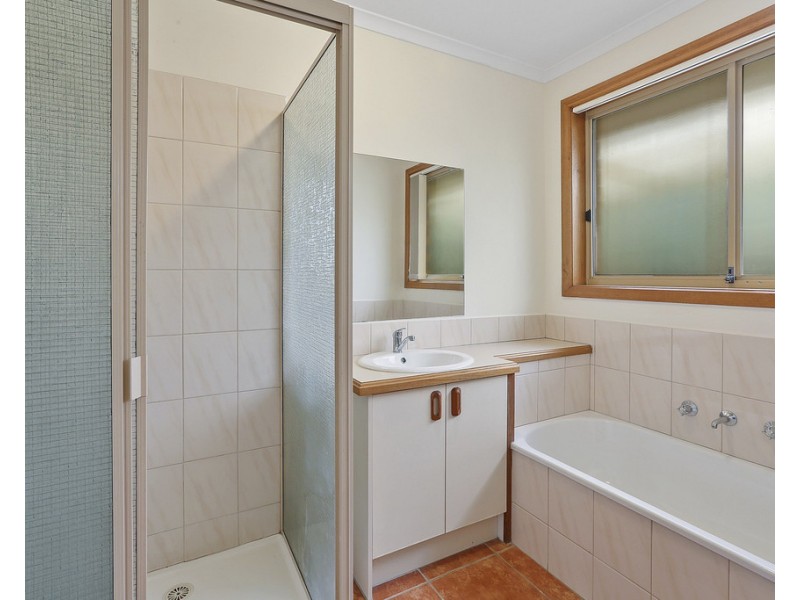 11 Leonora Court, Corio VIC 3214