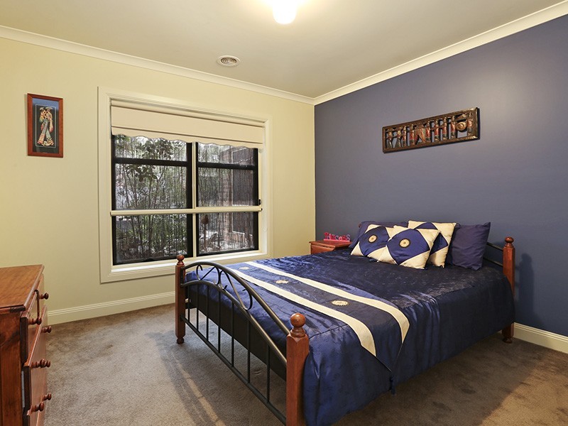 83 Country Gardens Drive, Lara VIC 3212