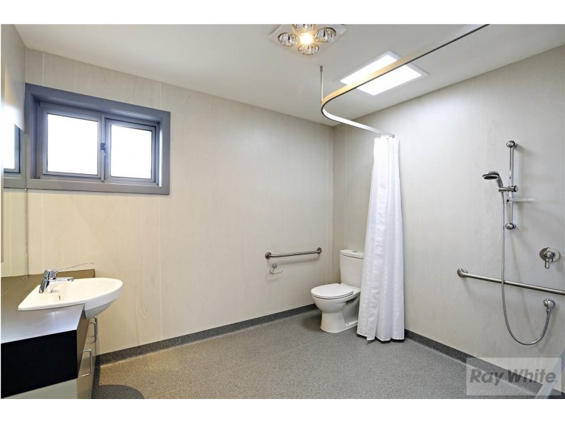 Unit 3/90 Station Lake Road, Lara VIC 3212