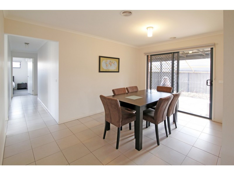 13 Raymond George Place, Lara VIC 3212