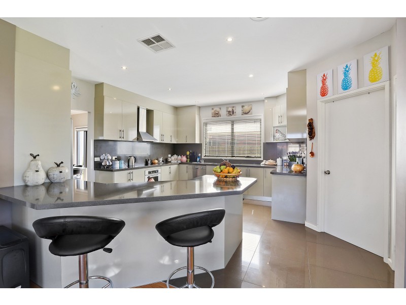 22-24 Haugh Street, Lovely Banks VIC 3221