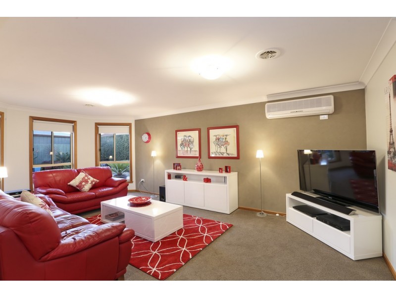 9 Sten Court, Corio VIC 3214