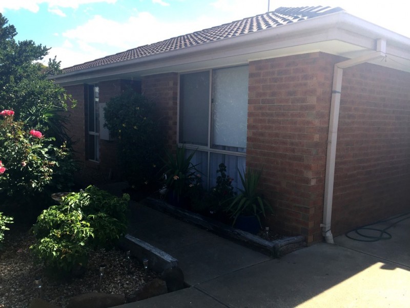 2/49 Cameron Crescent, Lara VIC 3212