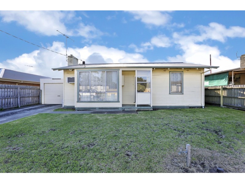 8 Wren Street, Norlane VIC 3214