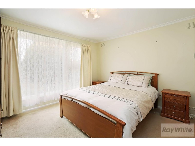 9 Fiona Avenue, Corio VIC 3214