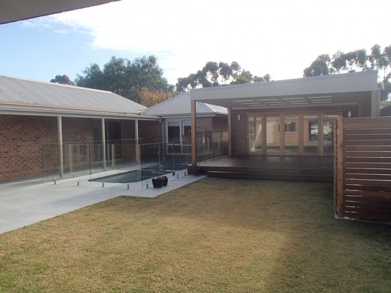 13 Brunel Close, Lara VIC 3212