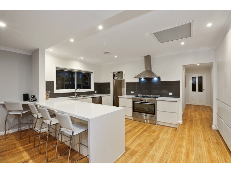 60 Curletts Road, Lara VIC 3212
