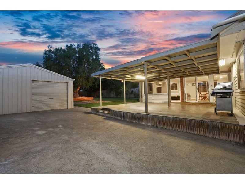 60 Curletts Road, Lara VIC 3212
