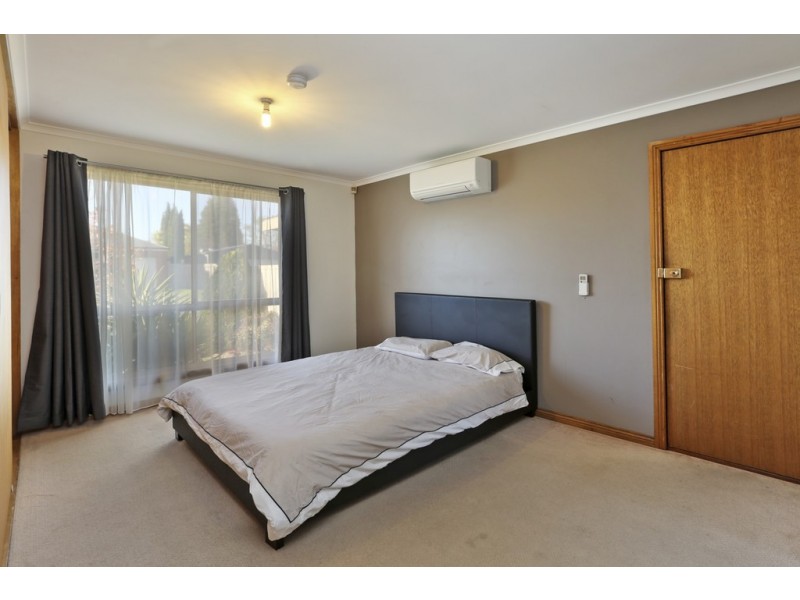 64 Benjamin Drive, Lara VIC 3212