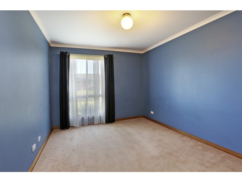 64 Benjamin Drive, Lara VIC 3212