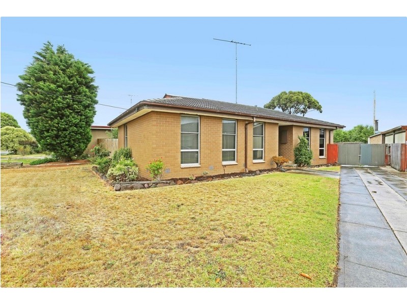 13 Caithness Crescent, Corio VIC 3214