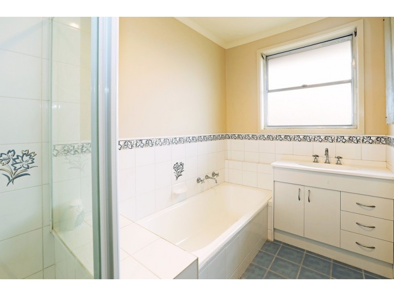 13 Caithness Crescent, Corio VIC 3214