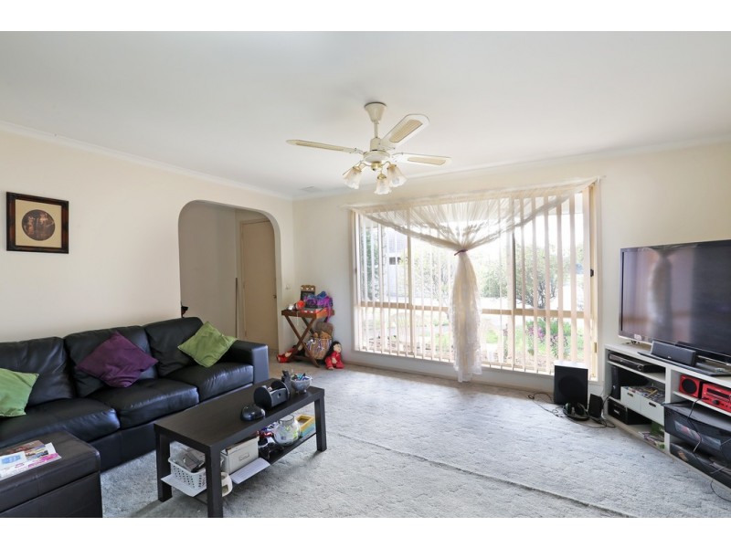 1, 2 and 3 / 80 Forest Road, Lara VIC 3212