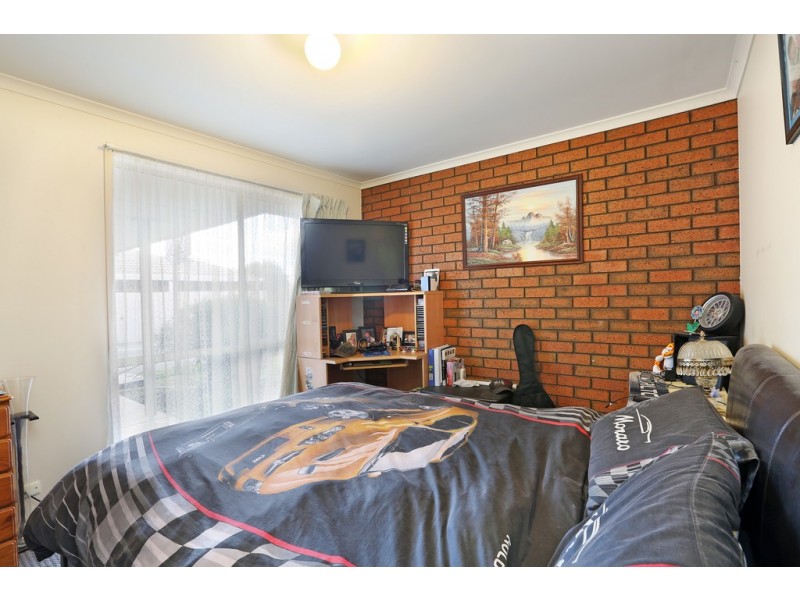 1, 2 and 3 / 80 Forest Road, Lara VIC 3212