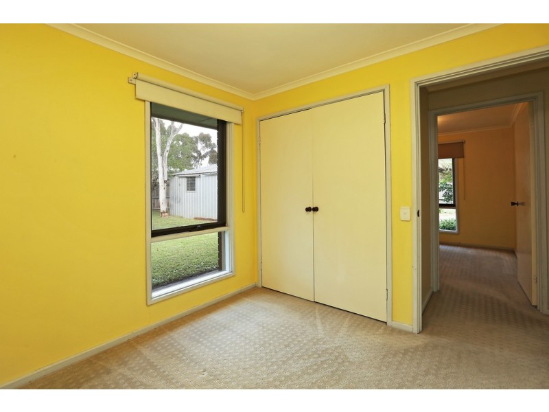 8 Kyema Drive, Lara VIC 3212