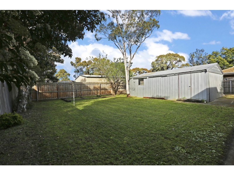 8 Kyema Drive, Lara VIC 3212