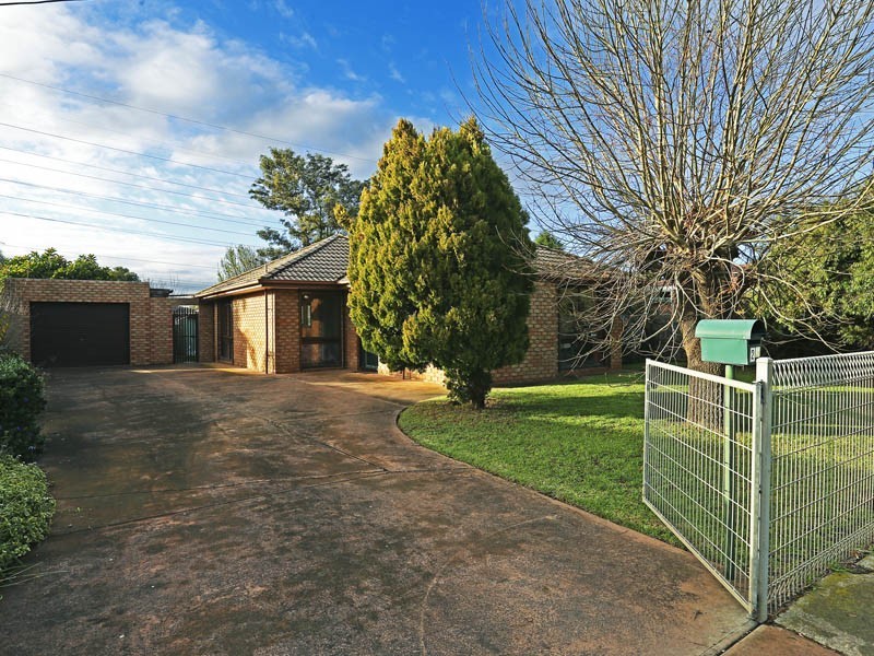 28 Matthews Road, Corio VIC 3214