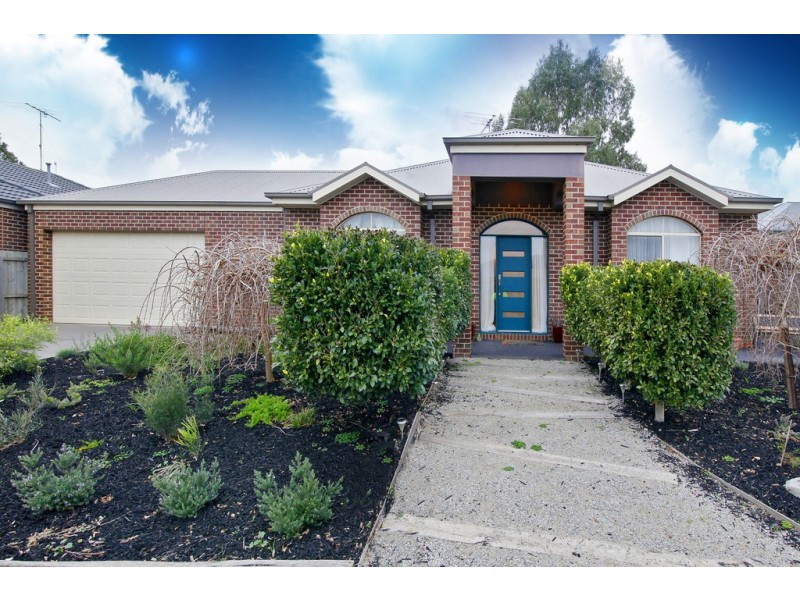 8 Wheat Court, Lara VIC 3212