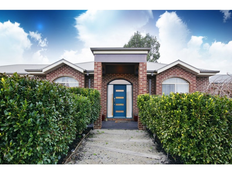 8 Wheat Court, Lara VIC 3212