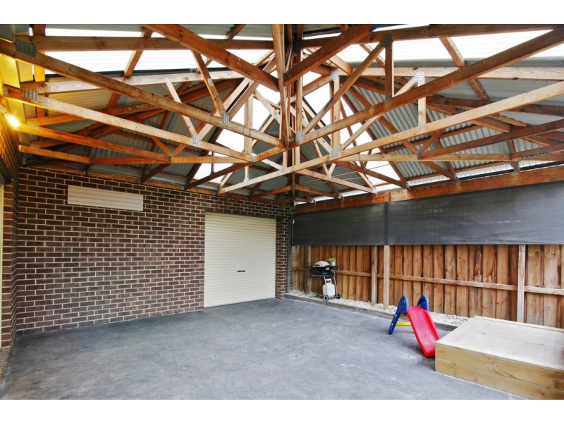 8 Wheat Court, Lara VIC 3212
