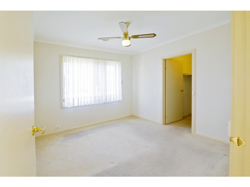 10 Clover Street, Lara VIC 3212