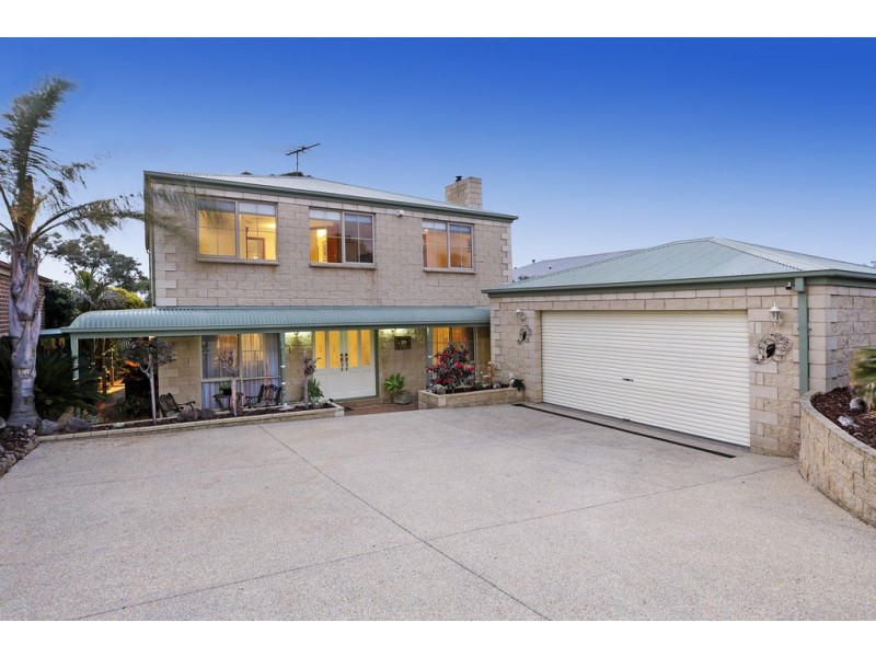 4 Duncan Drive, Lara VIC 3212