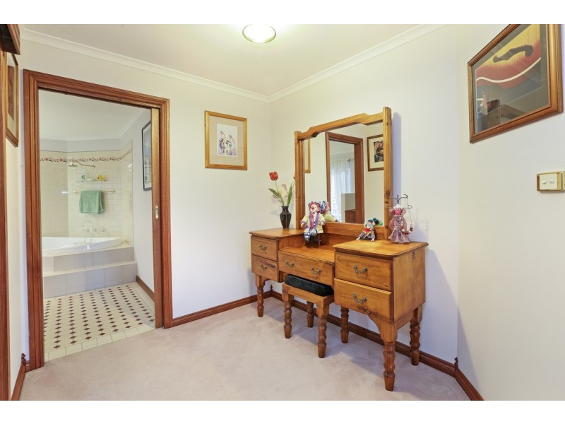 4 Duncan Drive, Lara VIC 3212