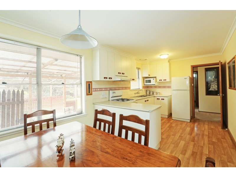 8 Buffalo Avenue, Corio VIC 3214