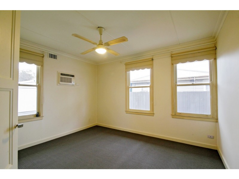 73 Princes Highway, Norlane VIC 3214