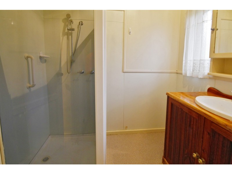 73 Princes Highway, Norlane VIC 3214