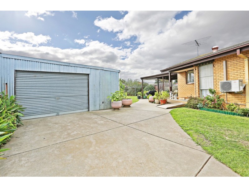 4 Dorset Court, Corio VIC 3214