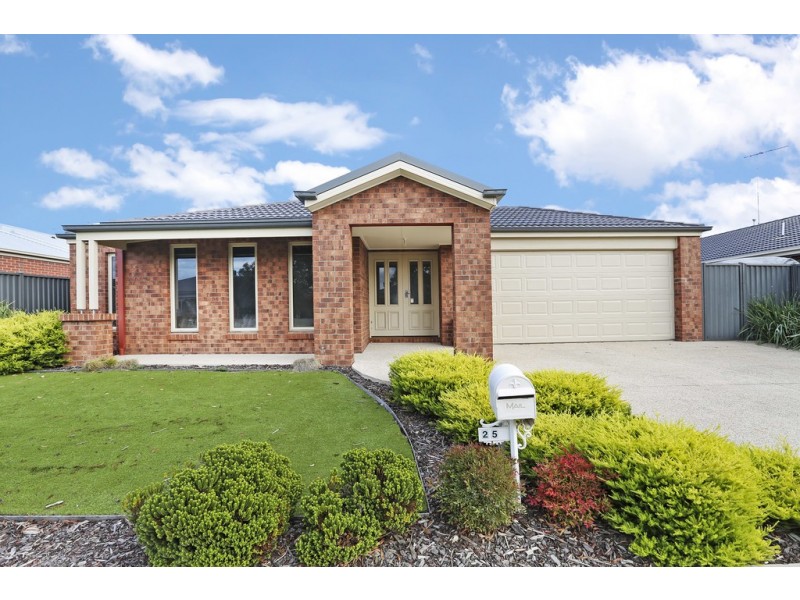 25 Mathieson Place, Lara VIC 3212