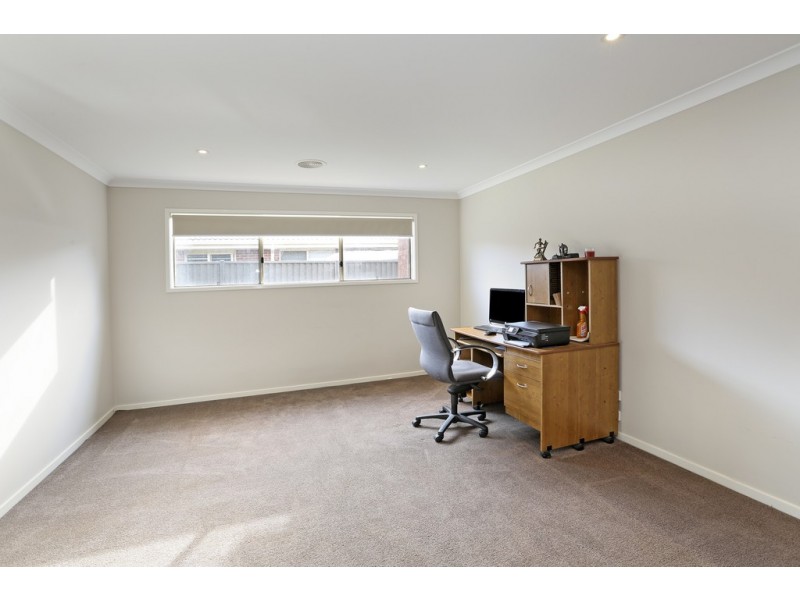 25 Mathieson Place, Lara VIC 3212