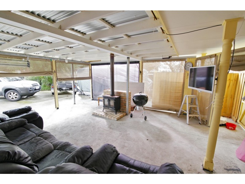 18 Oberon Drive, Belmont VIC 3216