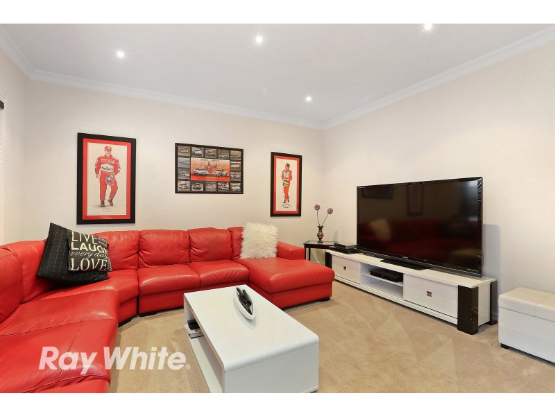 18 Raymond George Place, Lara VIC 3212