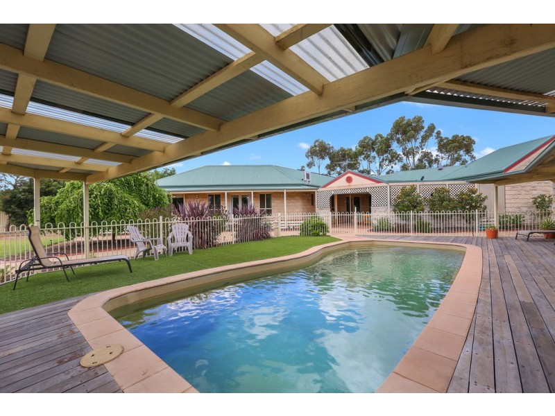 20 Nossal Court, Lara VIC 3212