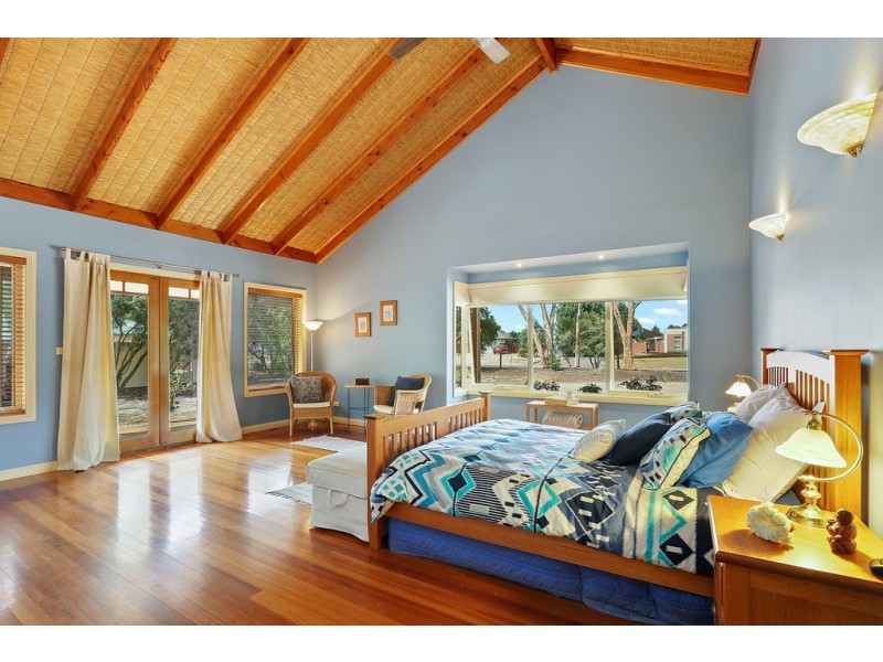 20 Nossal Court, Lara VIC 3212