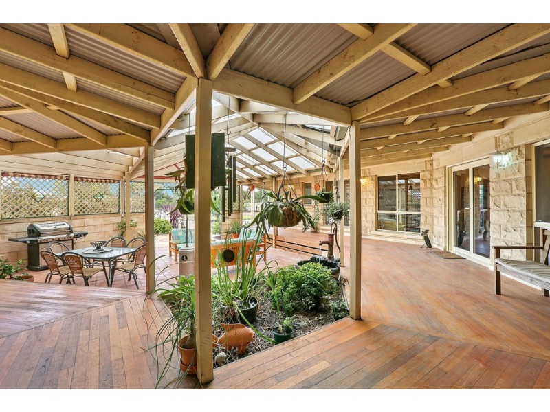 20 Nossal Court, Lara VIC 3212