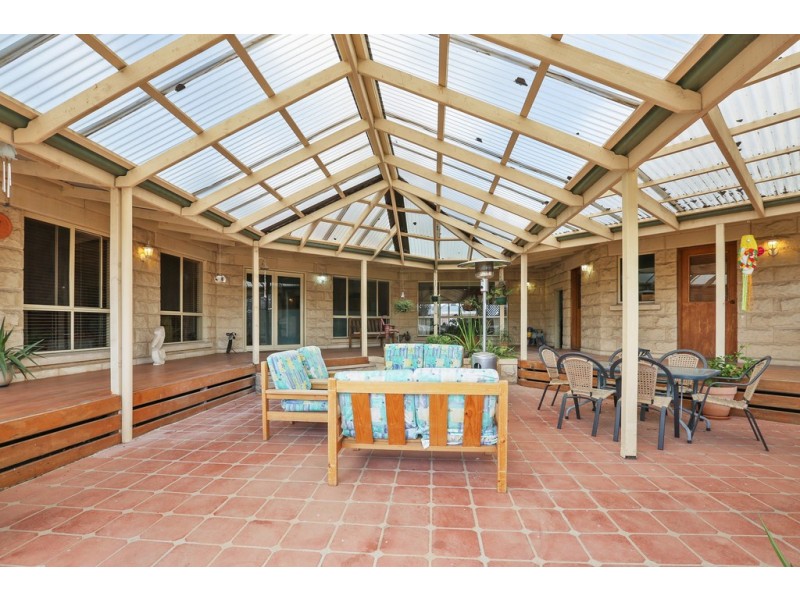 20 Nossal Court, Lara VIC 3212